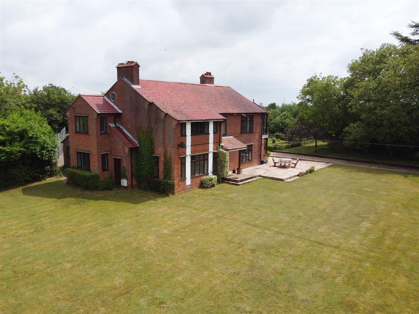 French's Hill, Pond Hall Road, Hadleigh Chapman Stickels